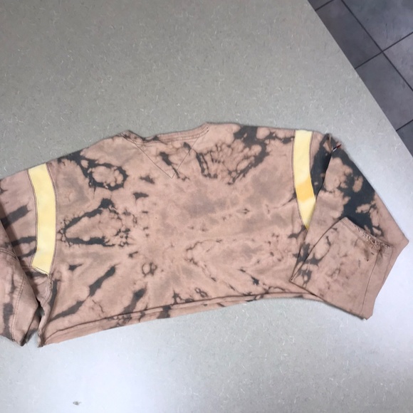 Tommy Hilfiger Cropped Shirt - Picture 14 of 14